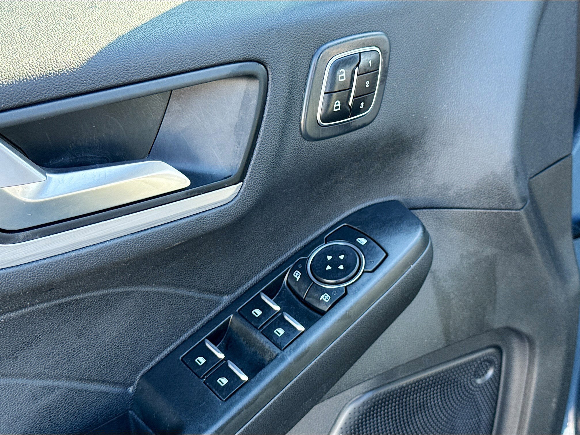 Certified 2023 Ford Escape Platinum image 8