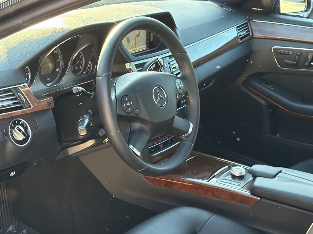 Used 2011 Mercedes-Benz E 350 4MATIC Sedan image 14