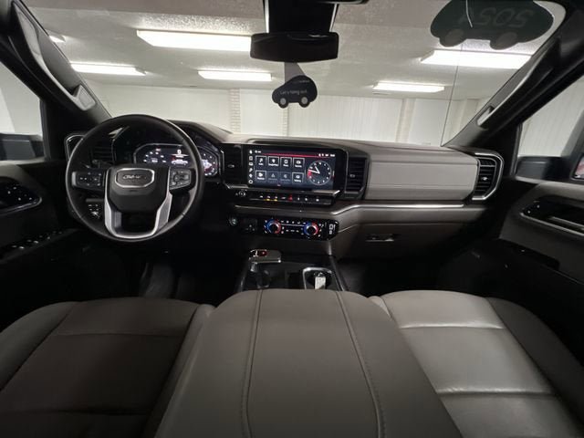Certified 2024 GMC Sierra 1500 SLT w/ SLT Premium Package AWD/4WD image 19