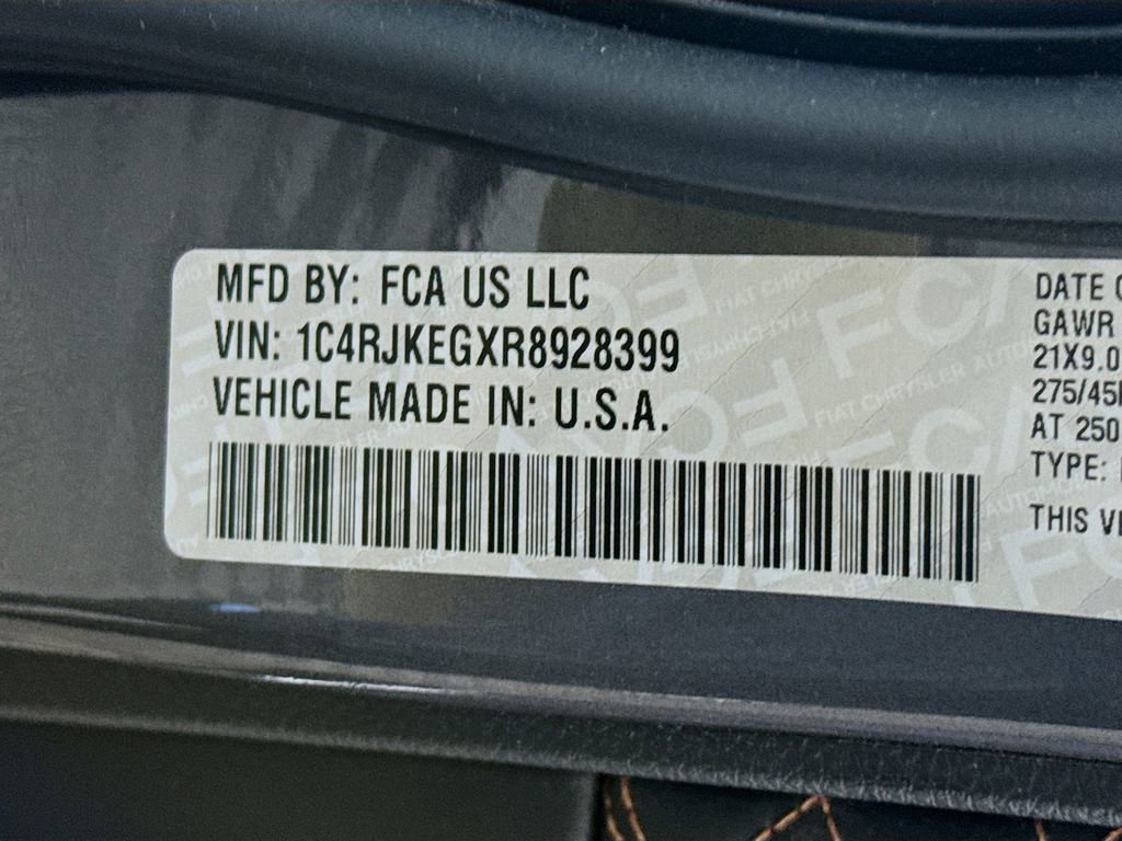 Used 2024 Jeep Grand Cherokee L Summit AWD/4WD image 41