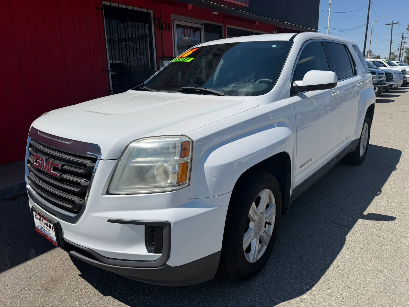 Used 2016 GMC Terrain SLE FWD image 2