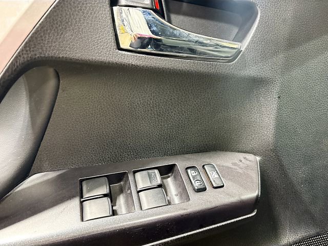 Used 2018 Toyota RAV4 XLE w/ Plus Extra Value Package AWD/4WD image 19