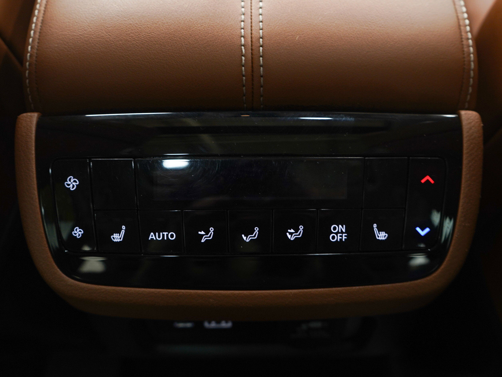 Used 2024 INFINITI QX60 Sensory image 14