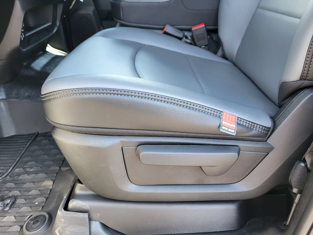 New 2026 RAM 2500 Tradesman AWD/4WD image 25