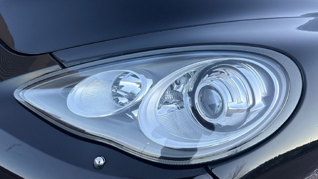 Used 2012 Porsche Panamera 4S image 16