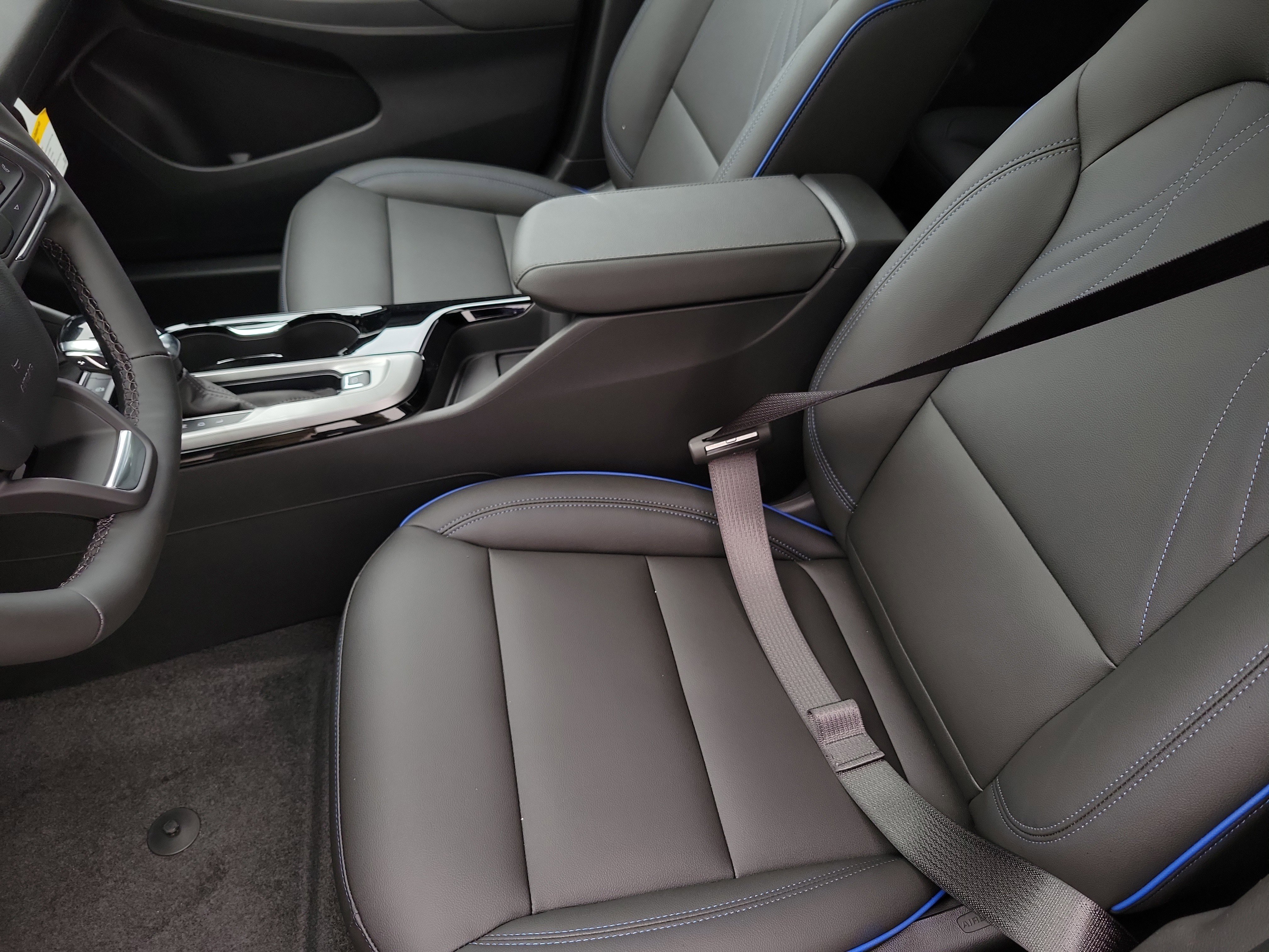 New 2026 Buick Envista Sport Touring image 22