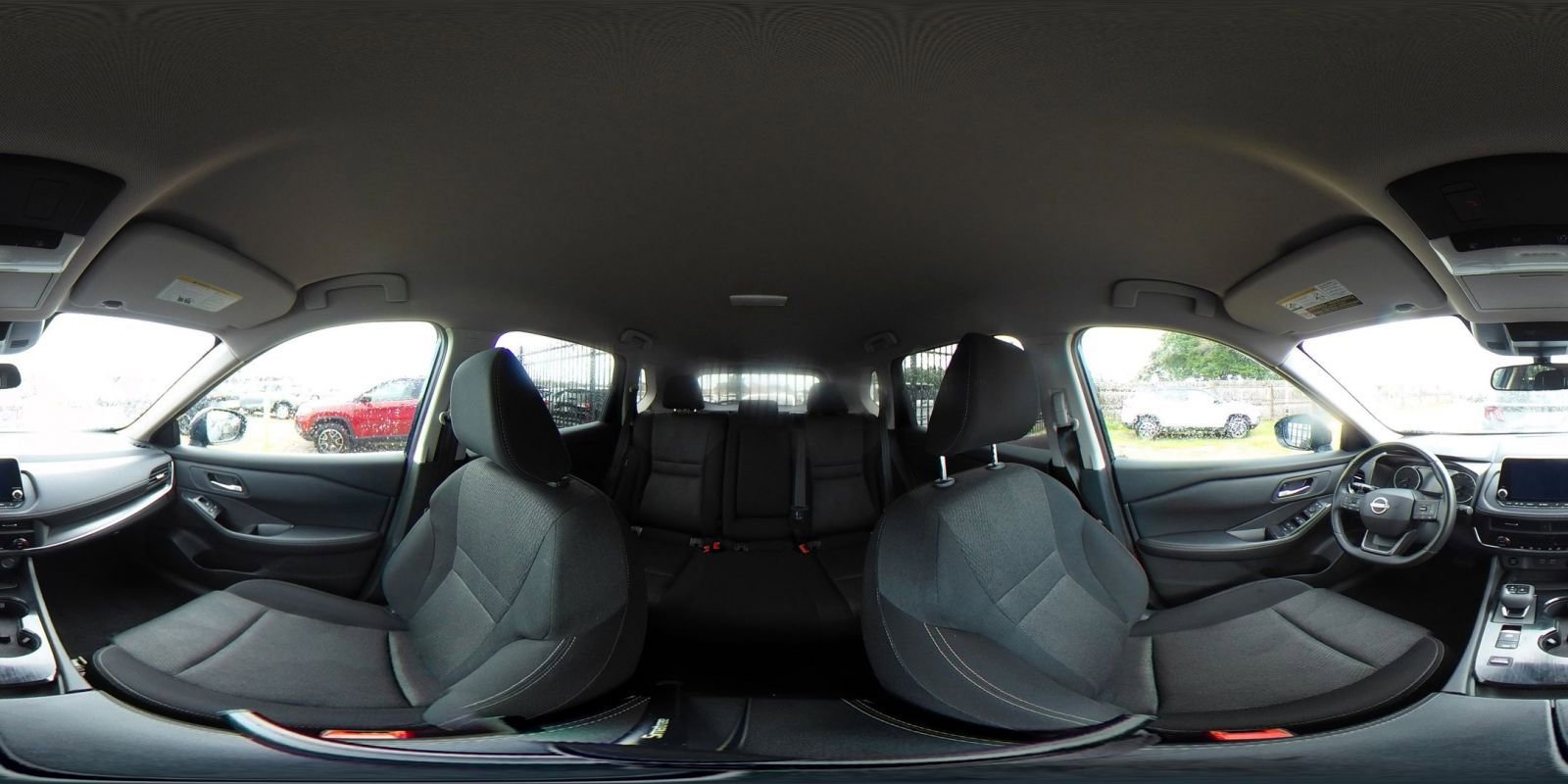 Used 2025 Nissan Rogue SV FWD image 39
