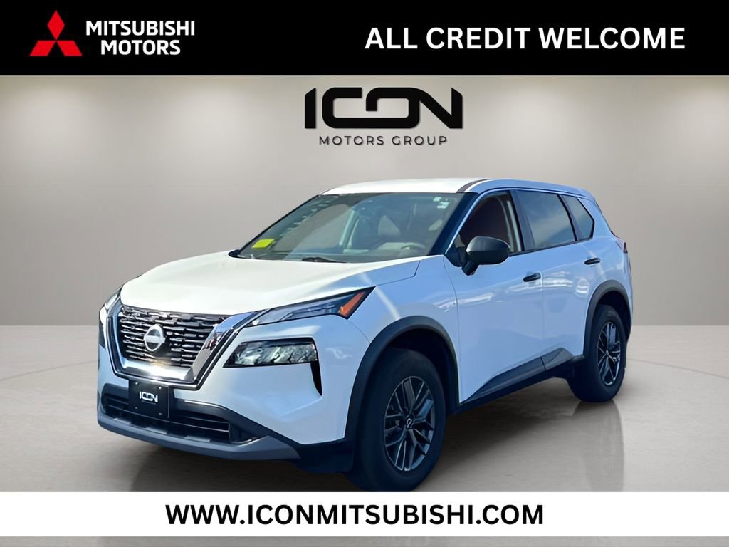 Used 2022 Nissan Rogue S FWD image 1