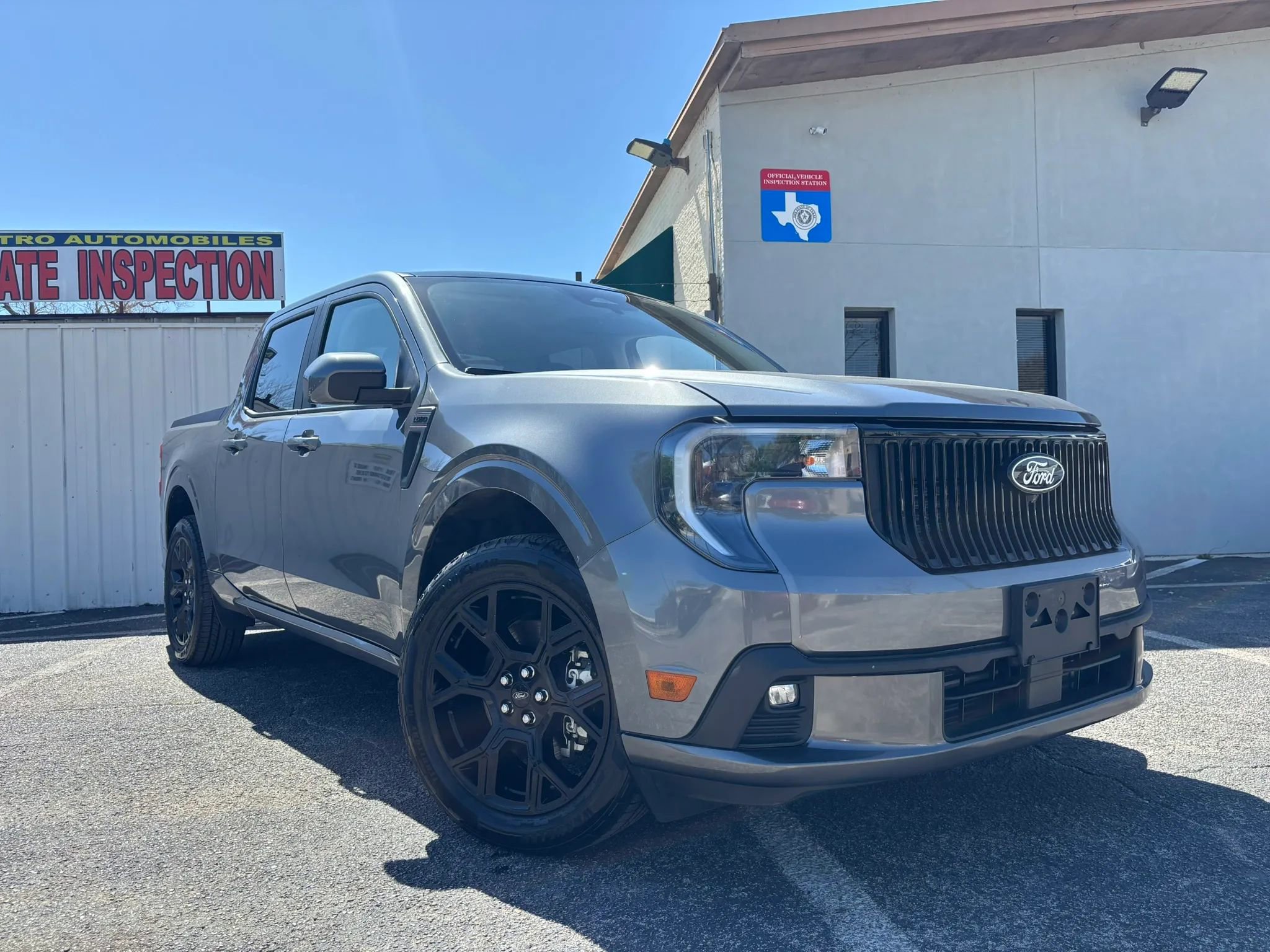 Used 2025 Ford Maverick Lobo image 8