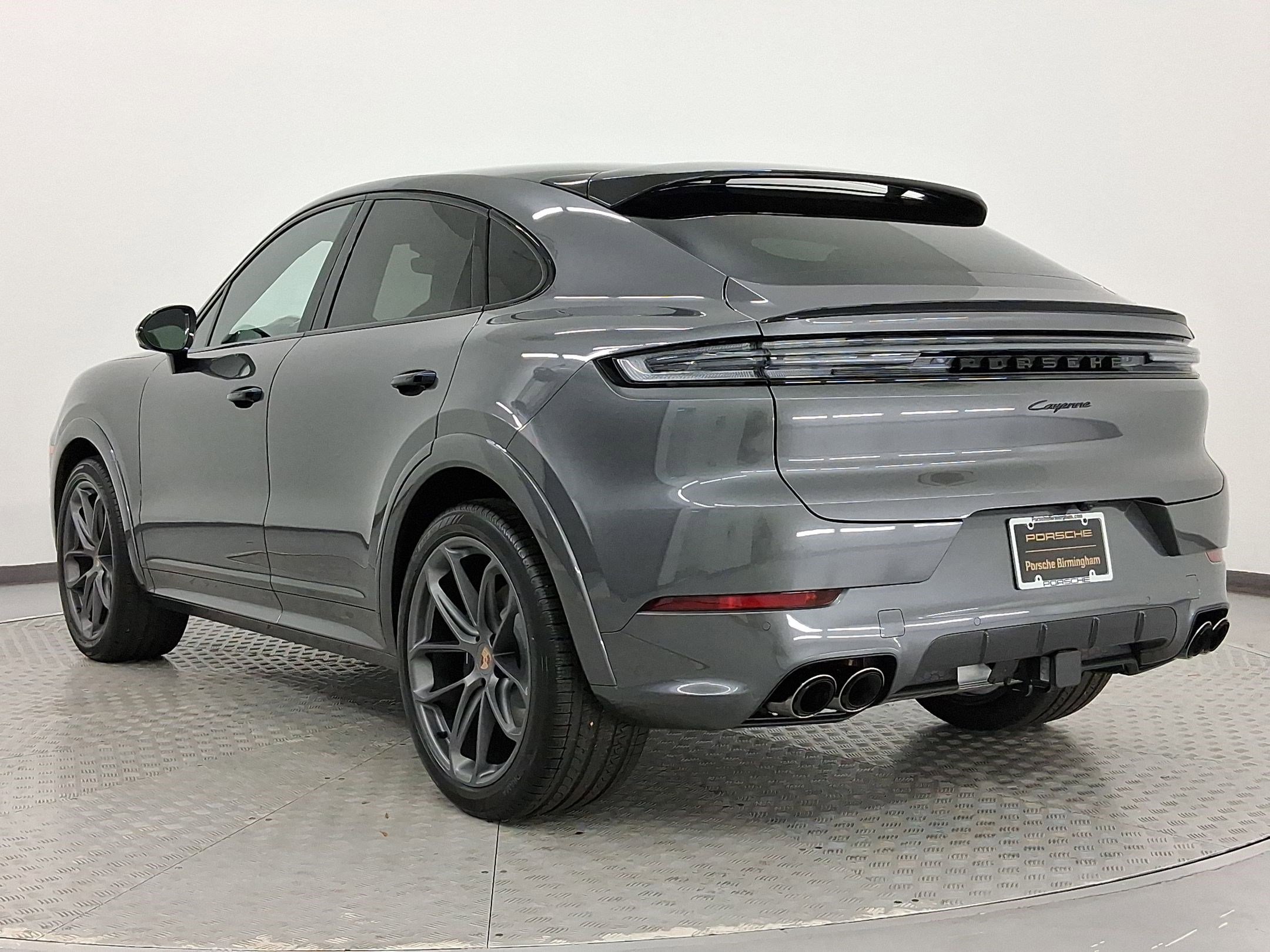 Used 2026 Porsche Cayenne Coupe image 3