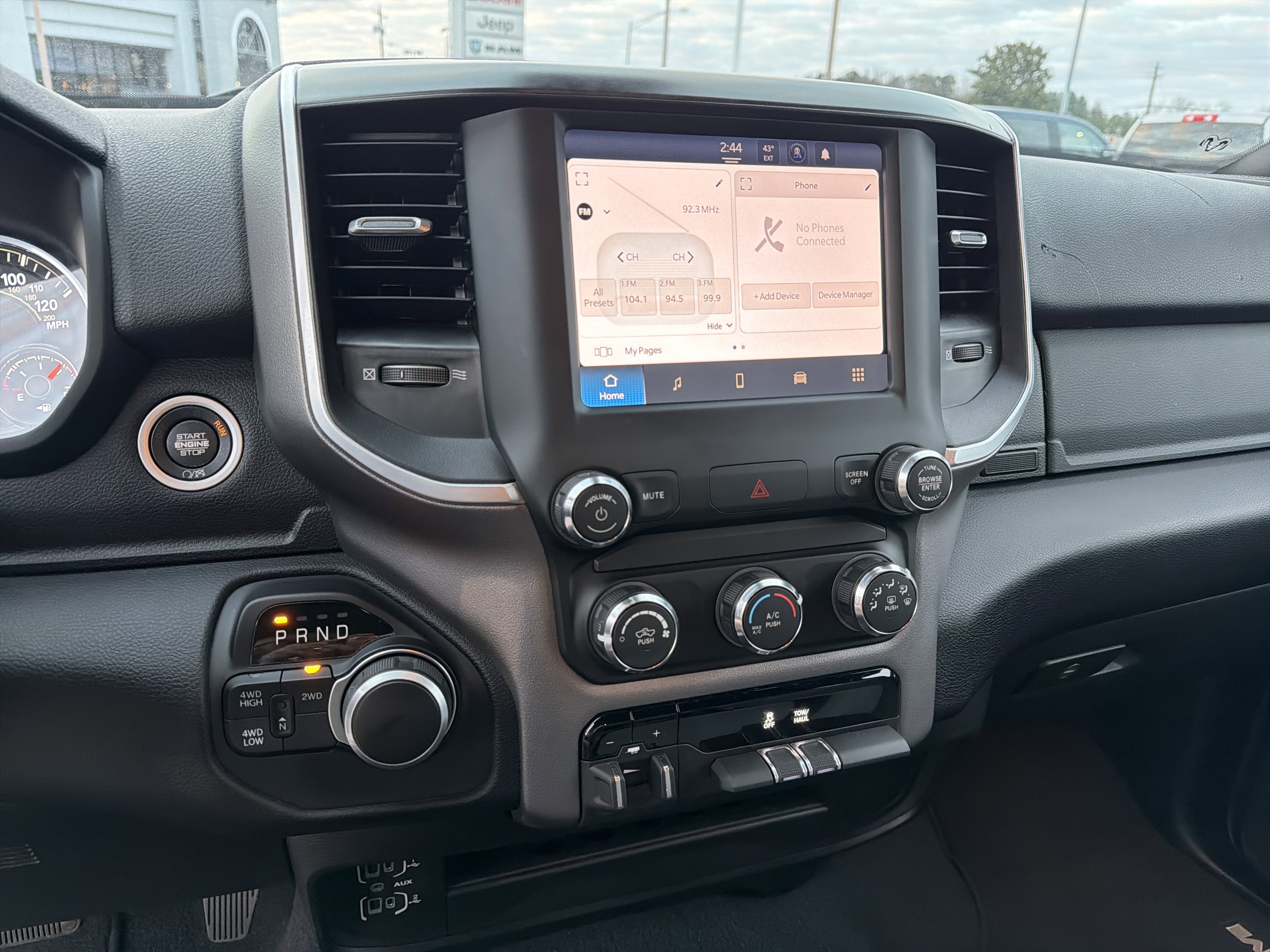 Used 2024 RAM 2500 Big Horn w/ Bed Utility Group image 29