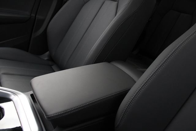 New 2025 Audi Q5 Premium Plus image 18