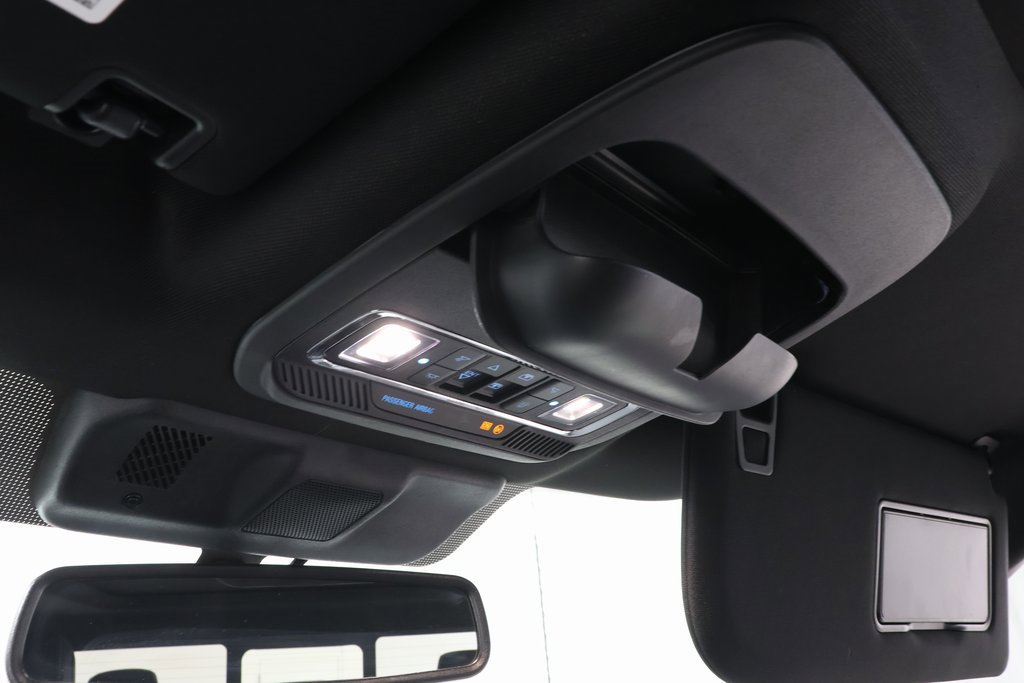 Used 2025 Ford F250 Platinum image 17