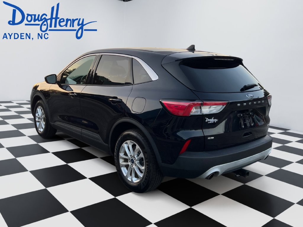 Used 2021 Ford Escape SE w/ Convenience Package AWD/4WD image 3