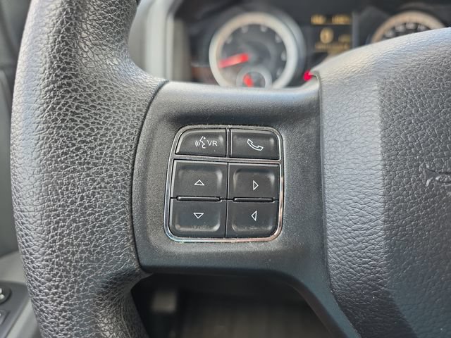 Used 2017 RAM 1500 Classic SLT AWD/4WD image 19