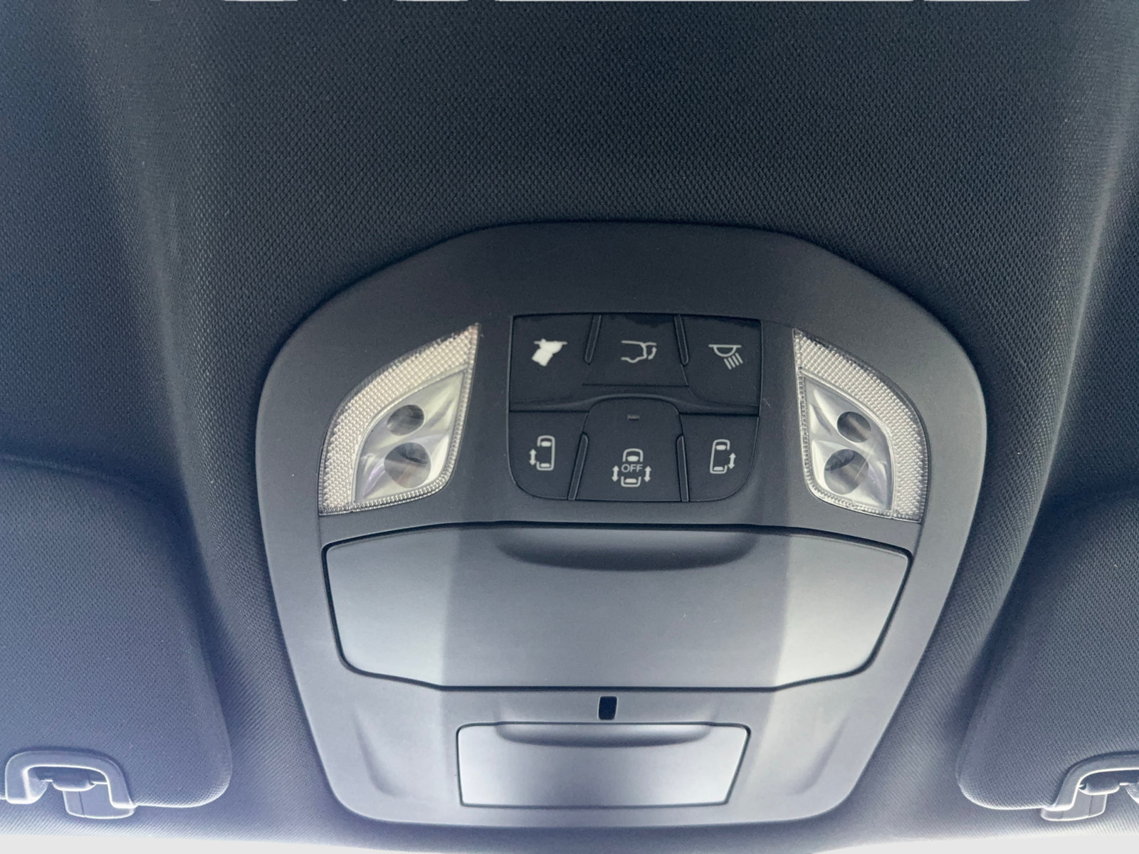 Used 2019 Chrysler Pacifica Touring-L Plus w/ S Appearance Package FWD image 33