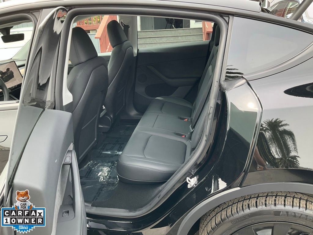 Used 2024 Tesla Model Y Long Range image 7
