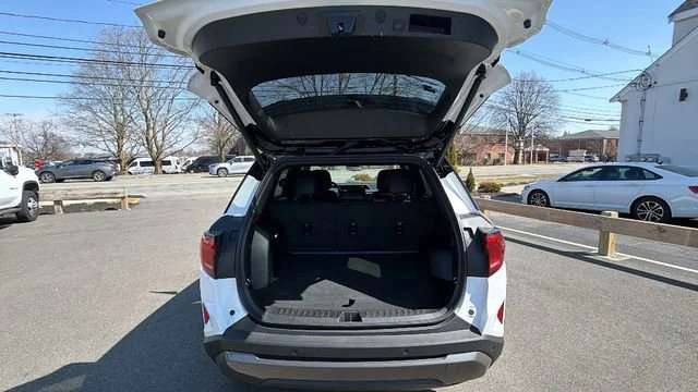 New 2026 GMC Terrain Elevation w/ Elevation Premium Package AWD/4WD image 10