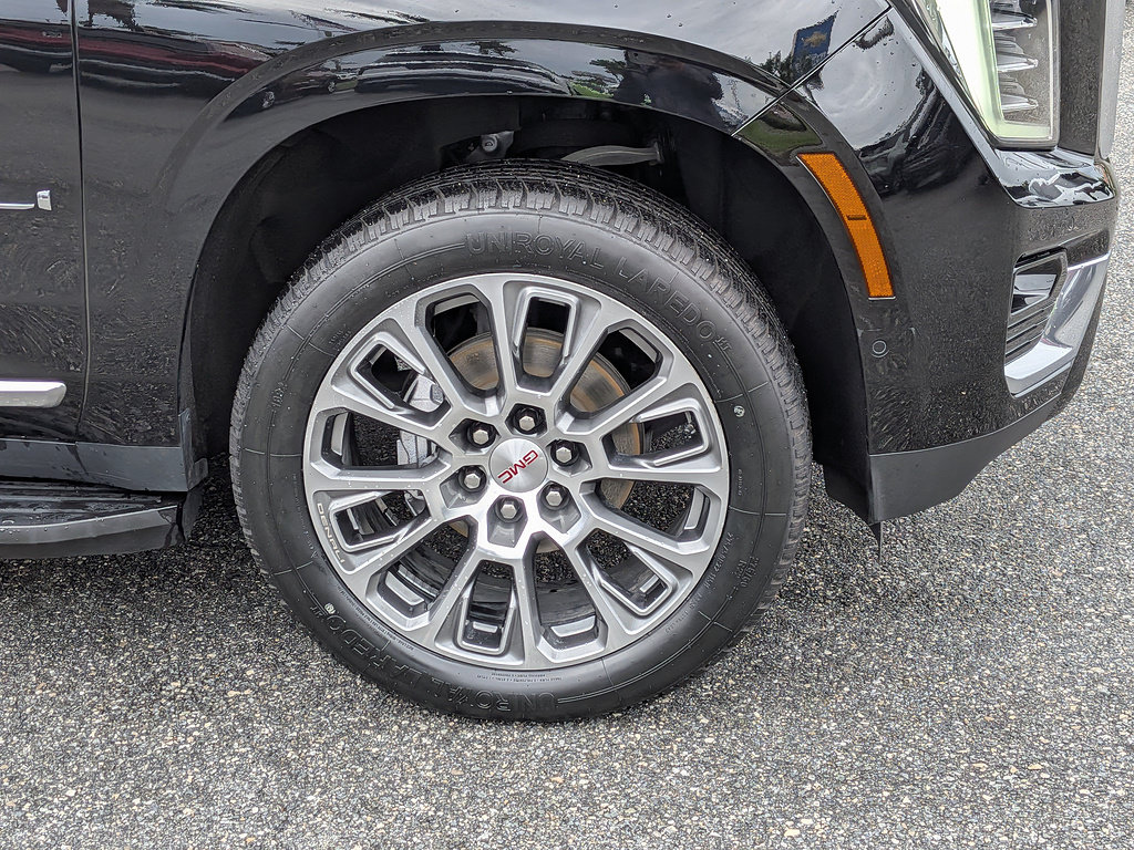 Certified 2025 GMC Yukon XL Denali AWD/4WD image 10