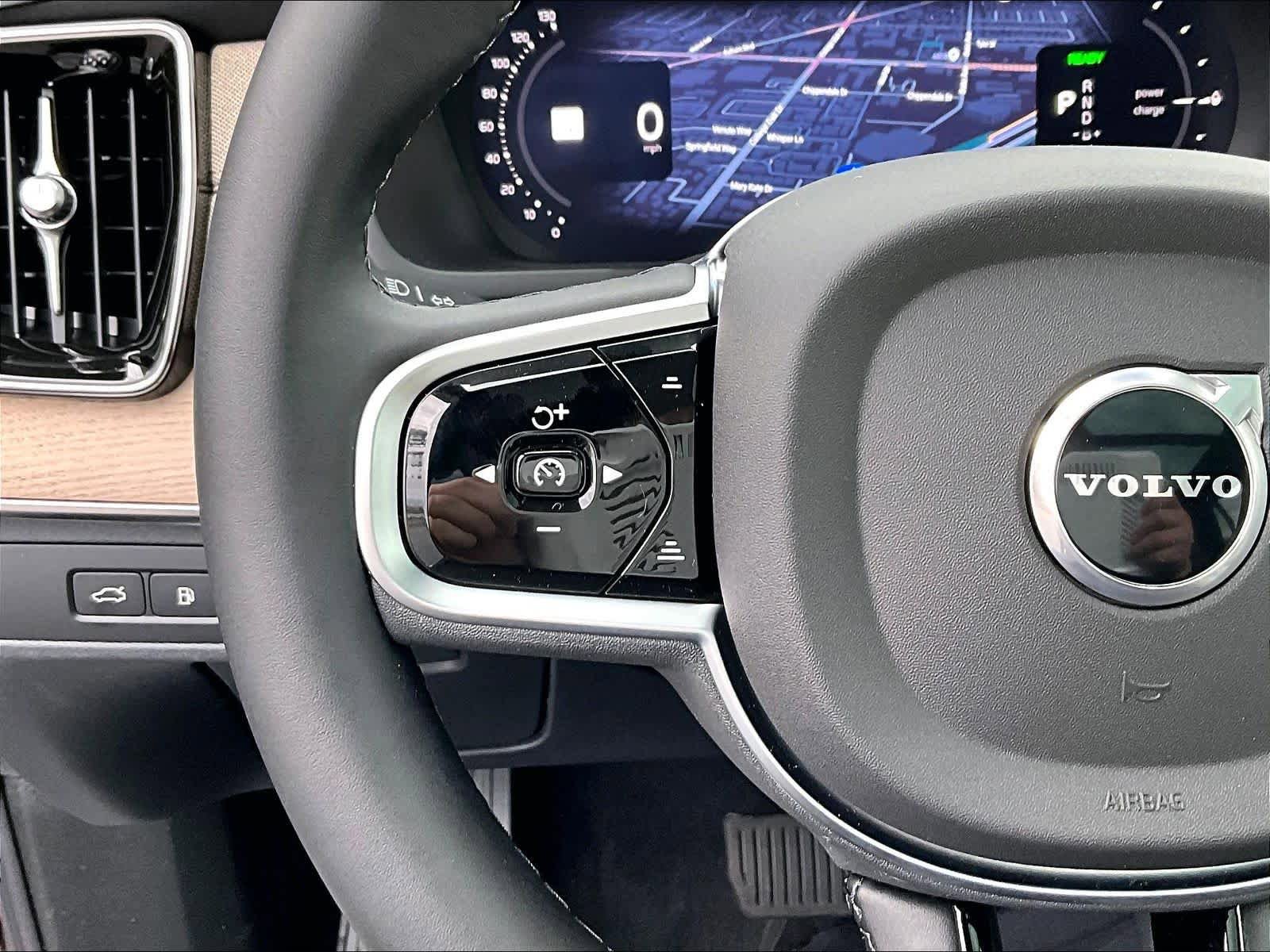 New 2026 Volvo XC90 T8 Ultra w/ Protection Package Premier image 17
