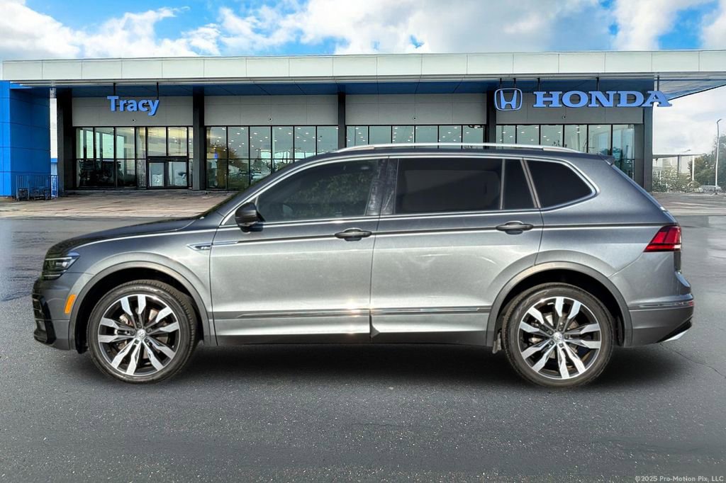 Used 2020 Volkswagen Tiguan SEL Premium R-Line image 11