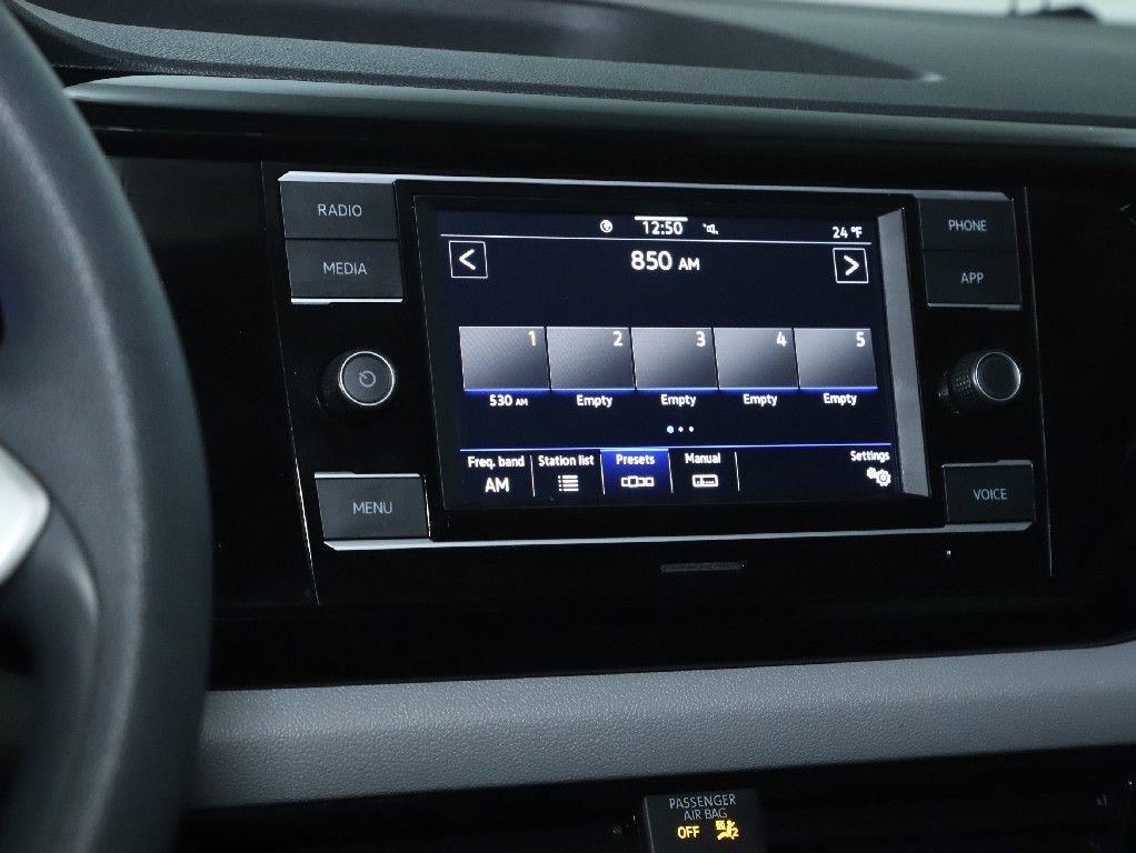 Used 2022 Volkswagen Taos S image 24