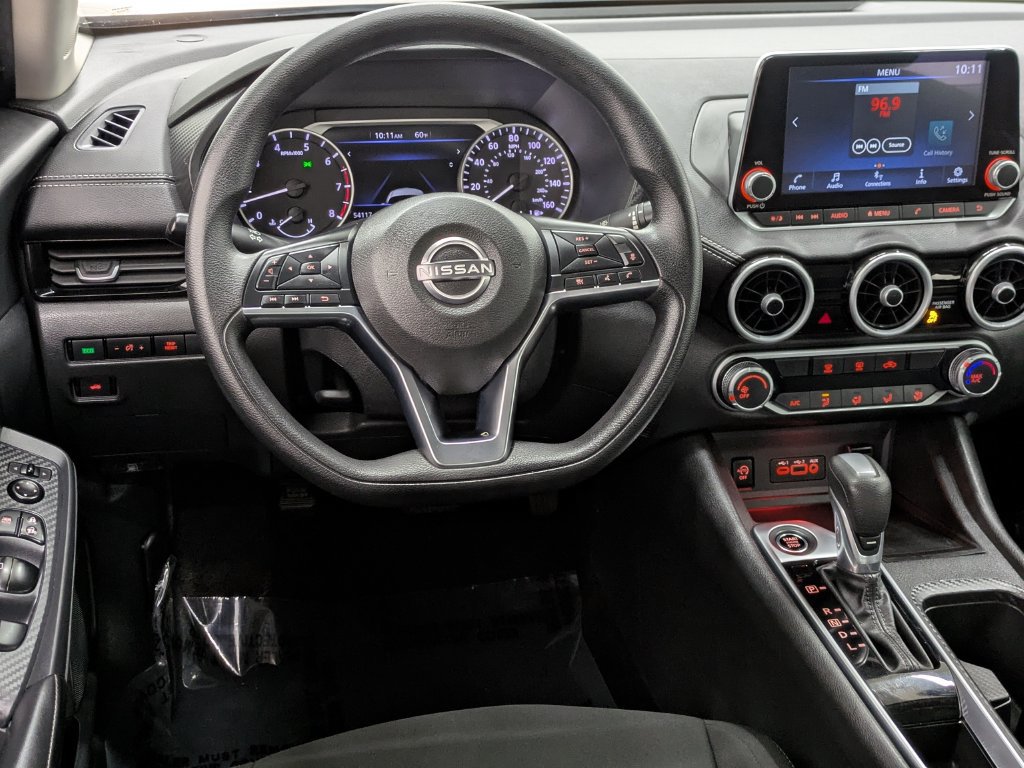 Used 2025 Nissan Sentra SV FWD image 4