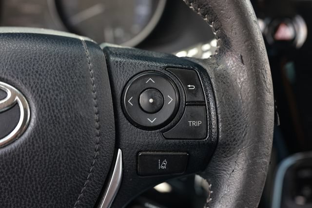 Used 2017 Toyota Corolla iM FWD image 30