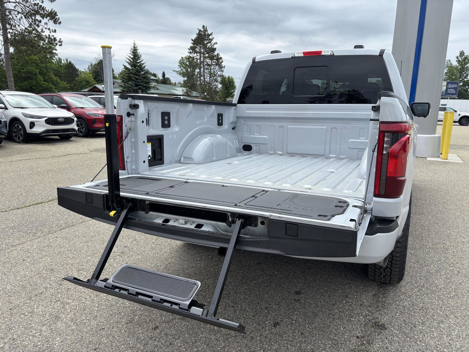 New 2025 Ford F150 XLT w/ Equipment Group 302A MID image 10