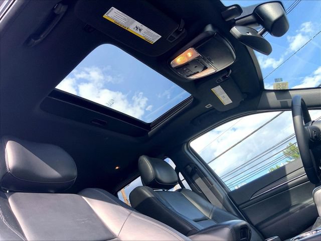 Used 2019 Jeep Grand Cherokee Limited AWD/4WD image 26