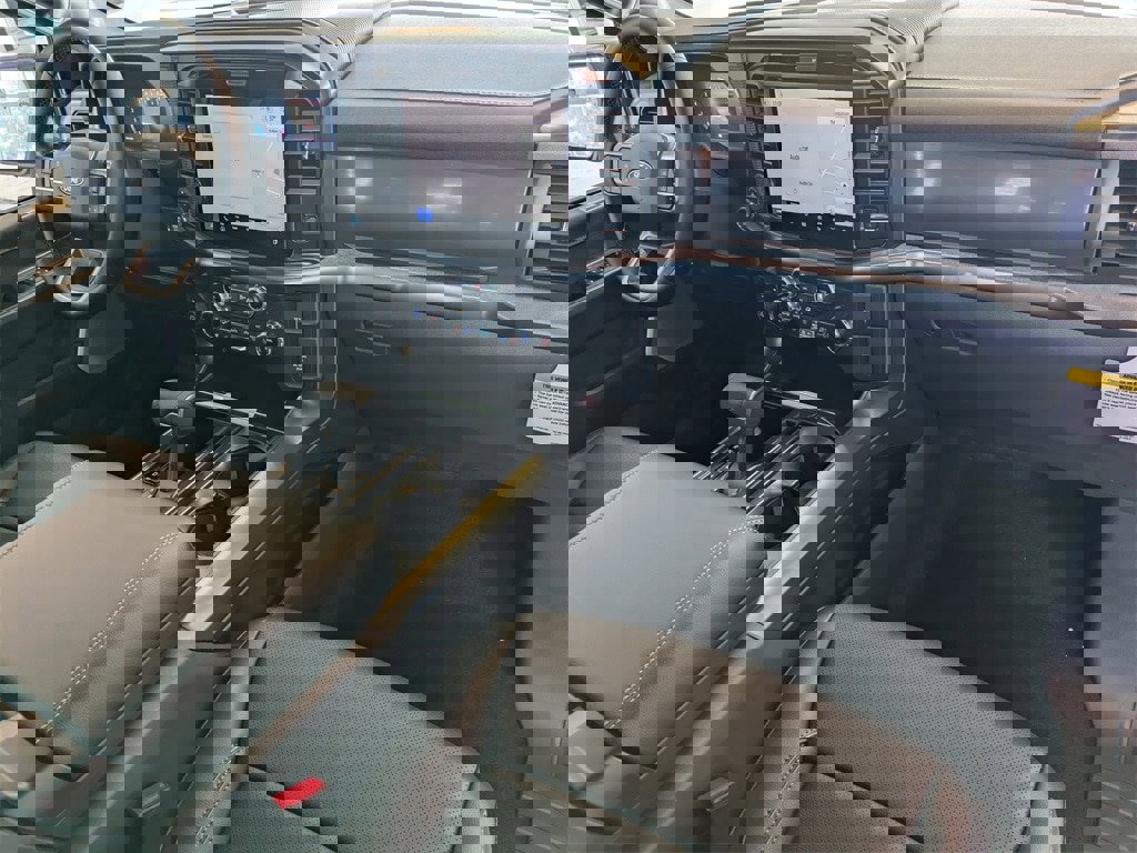 New 2025 Ford F150 Lariat w/ Equipment Group 502A High image 21