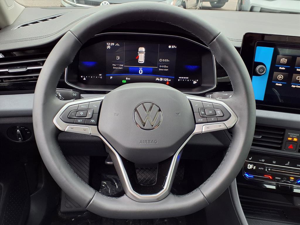 New 2026 Volkswagen Jetta SE FWD image 10