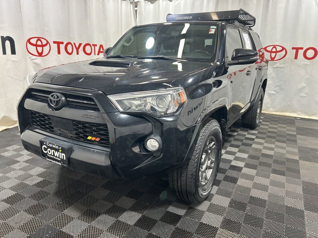 Used 2020 Toyota 4Runner Venture w/ Moonroof Package image 3