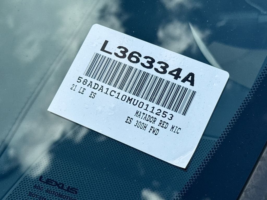 Used 2021 Lexus ES 300h w/ Premium Package FWD image 17