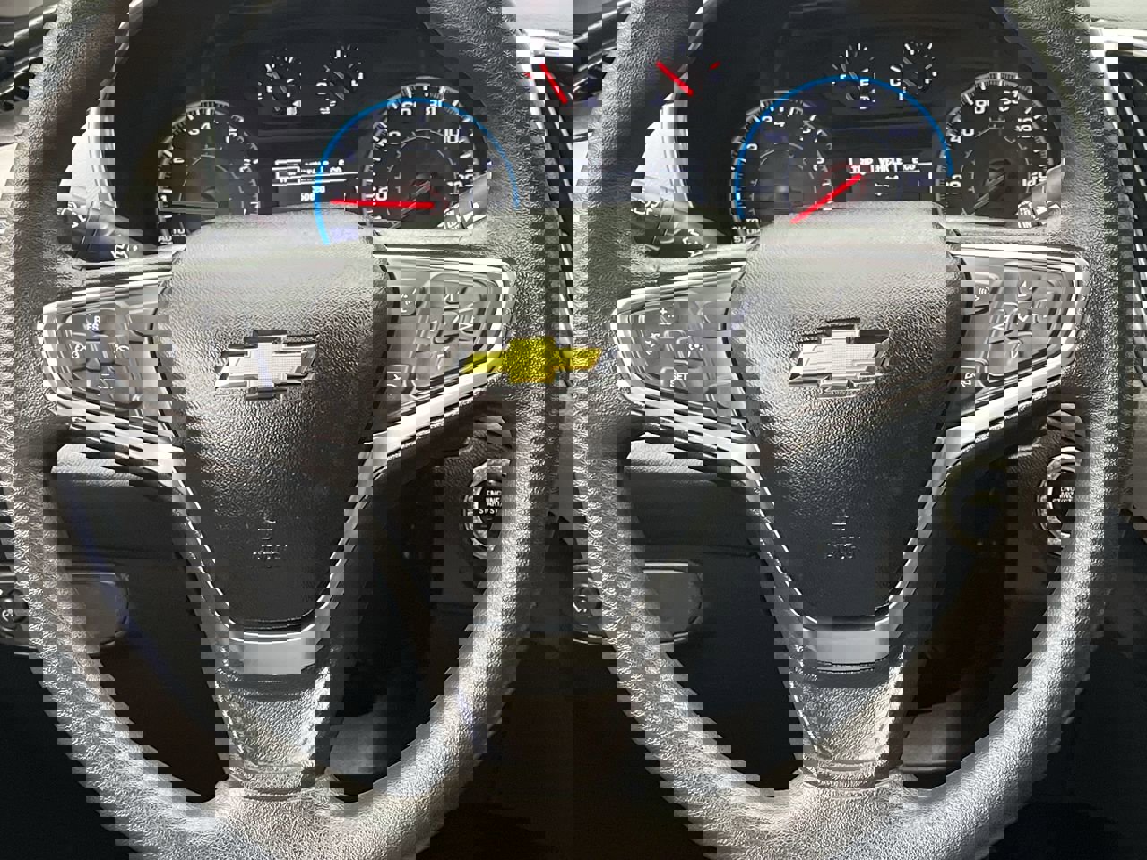 Used 2018 Chevrolet Equinox LS image 12