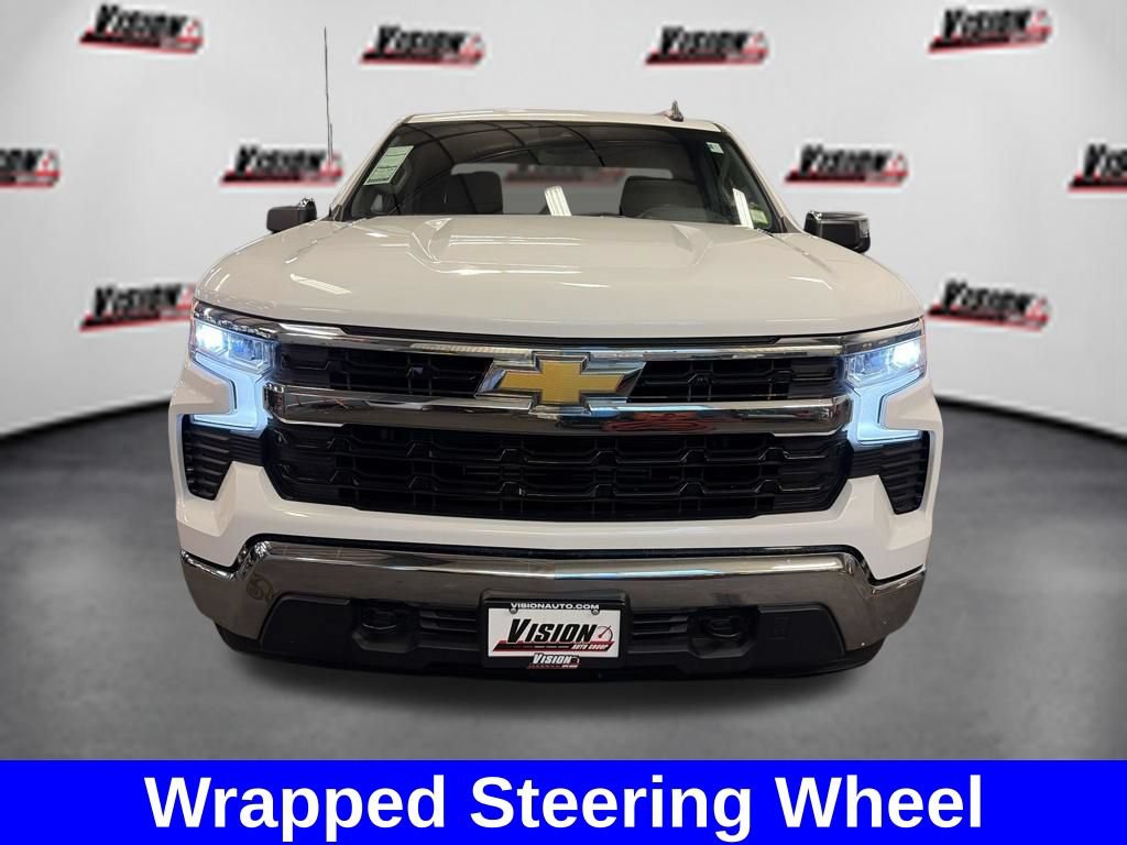 Used 2024 Chevrolet Silverado 1500 LT AWD/4WD image 9