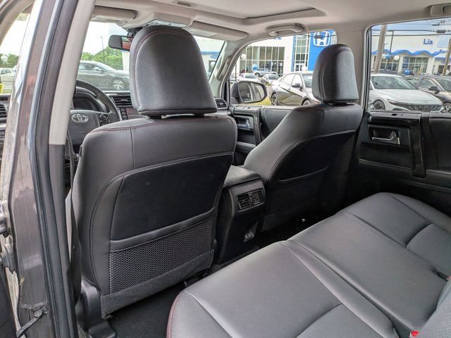Certified 2020 Toyota 4Runner TRD Off-Road Premium w/ Moonroof Package AWD/4WD image 16