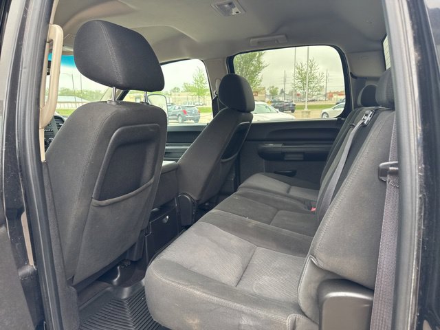 Used 2014 Chevrolet Silverado 2500 LT w/ Z71 Appearance Package AWD/4WD image 23