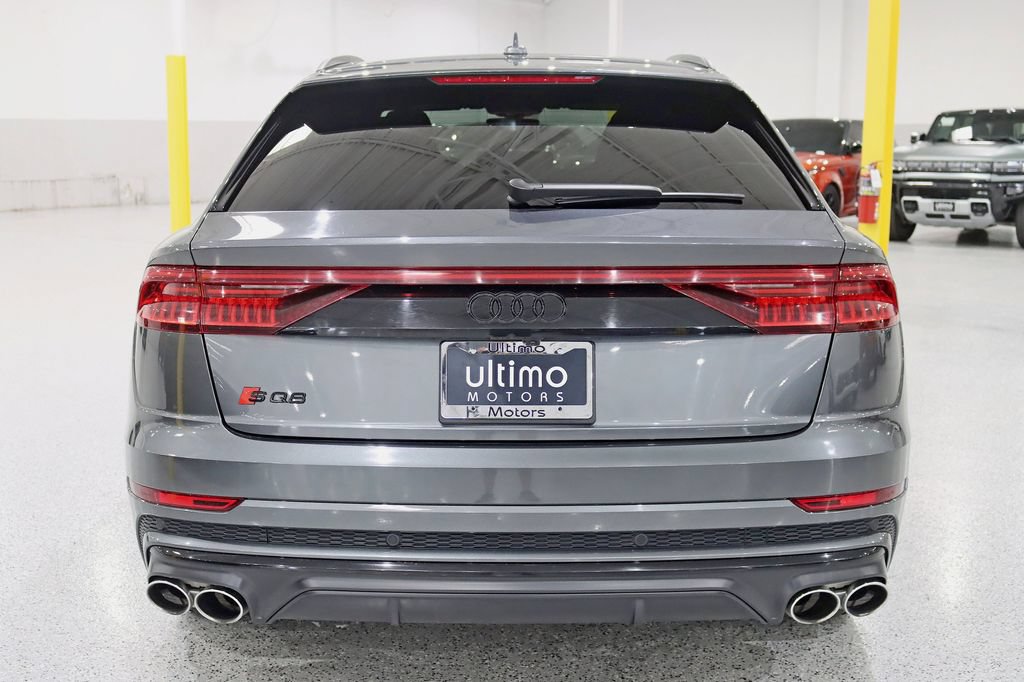 Used 2022 Audi SQ8 Prestige AWD/4WD image 13