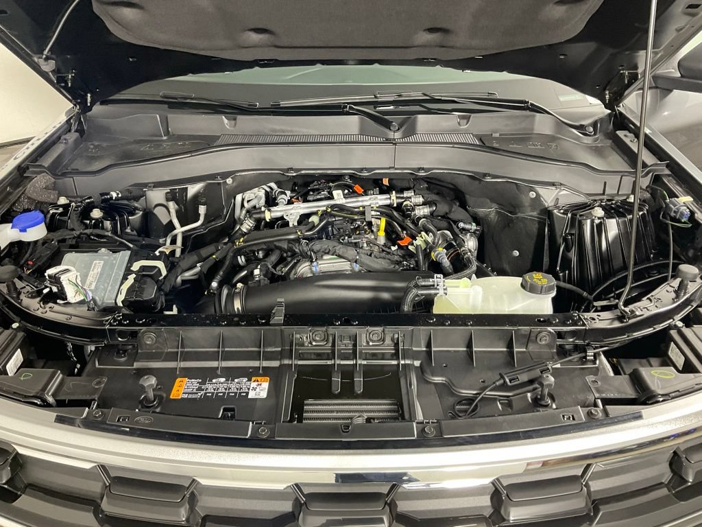 New 2026 Ford Explorer Active RWD image 9