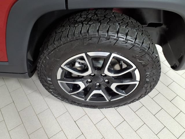 Used 2024 Jeep Compass Trailhawk w/ Trailhawk Elite Group AWD/4WD image 8