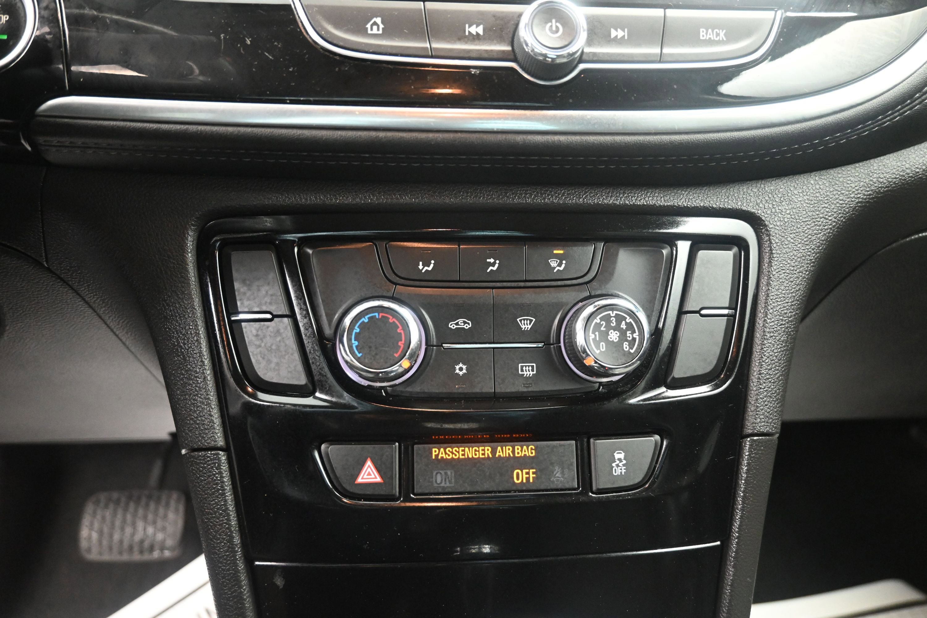 Used 2017 Buick Encore Preferred FWD image 20