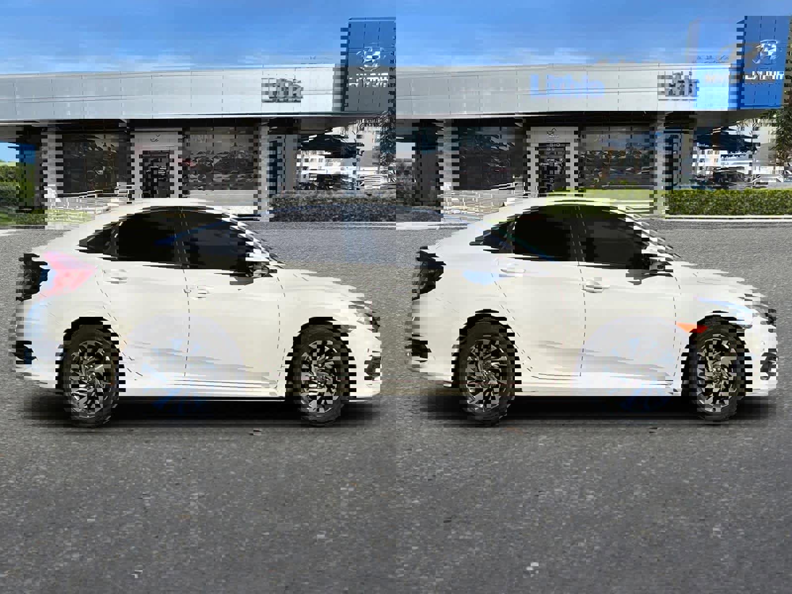 Used 2018 Honda Civic EX image 8