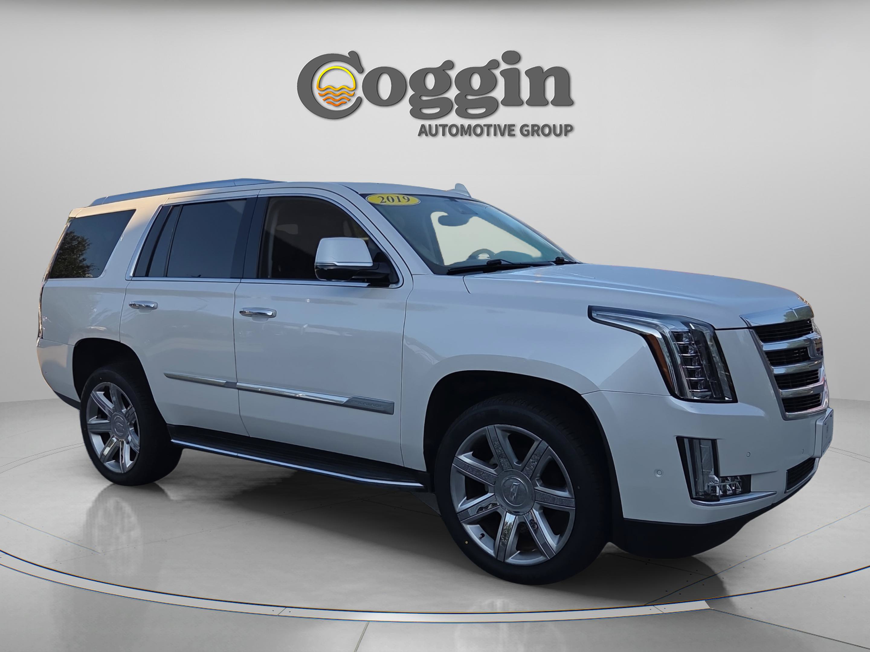Used 2019 Cadillac Escalade Luxury RWD image 7