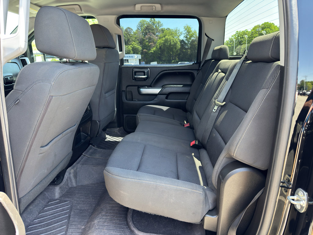 Used 2018 GMC Sierra 2500 SLT w/ All Terrain HD Package AWD/4WD image 19