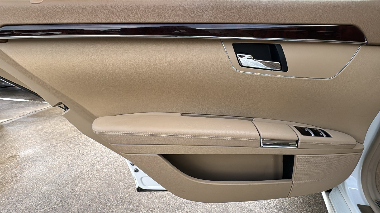 Used 2013 Mercedes-Benz S 550 image 16