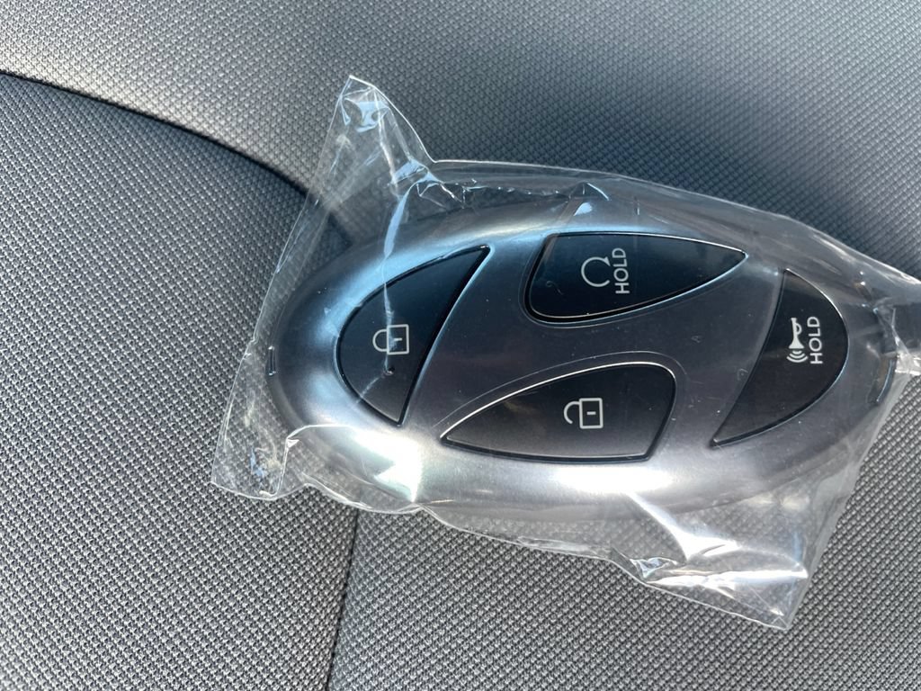 Used 2026 Hyundai Elantra Sport FWD image 20