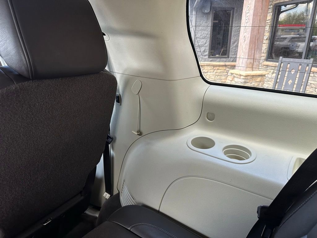 Used 2014 Cadillac Escalade ESV Platinum AWD/4WD image 43