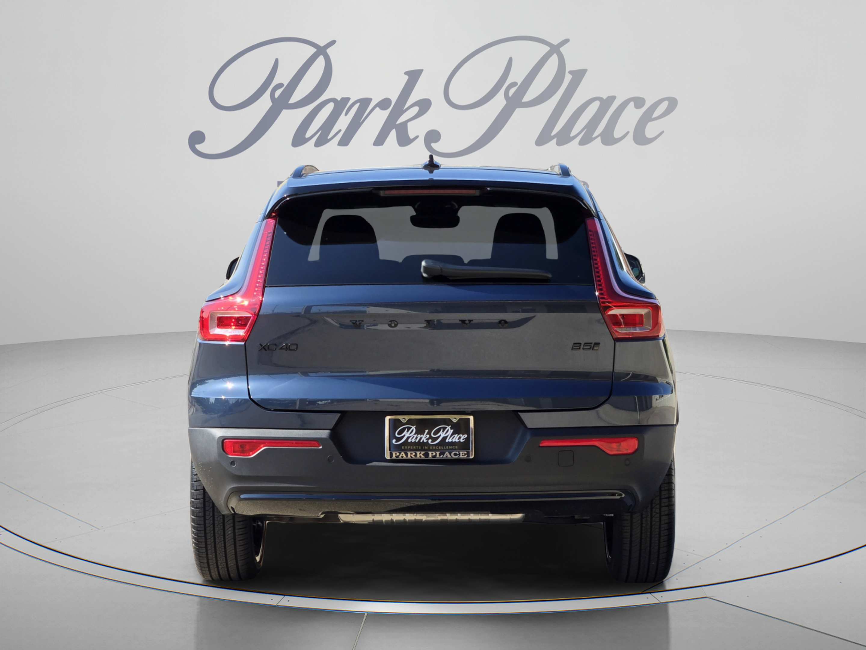 New 2026 Volvo XC40 B5 Ultra w/ Protection Package Premier AWD/4WD image 4