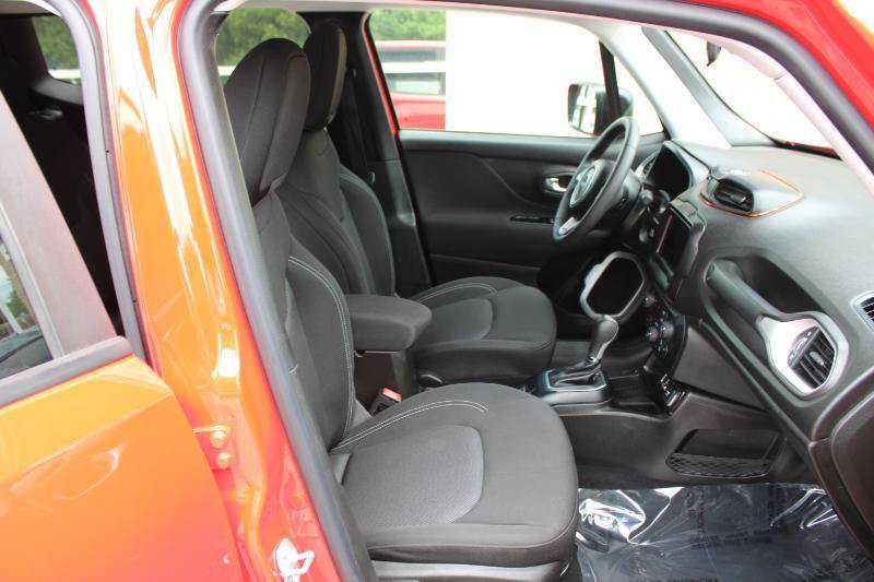 Used 2021 Jeep Renegade Sport FWD image 10